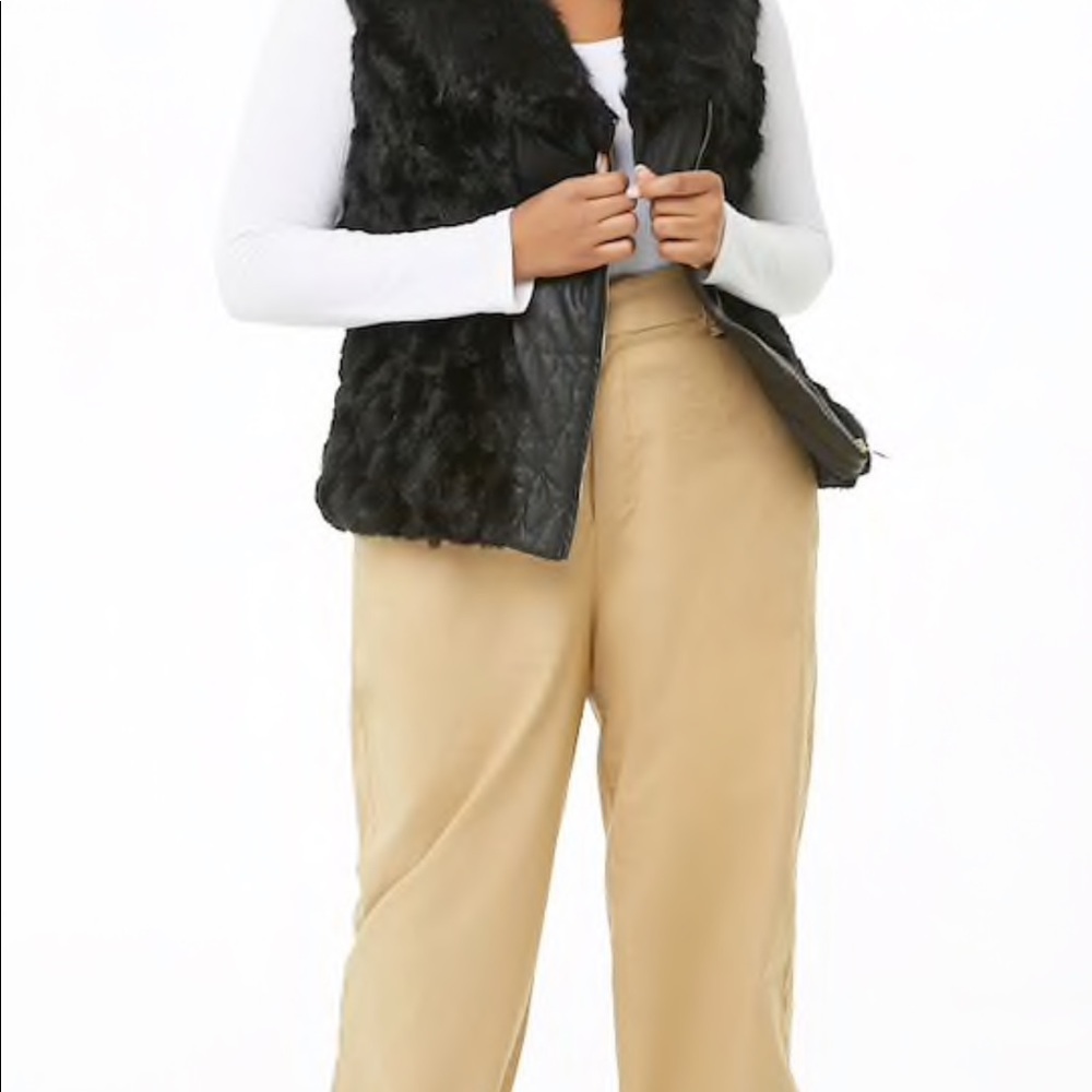‼️PLUS SIZE FAUX LEATHER AND FAUX FUR VEST‼️